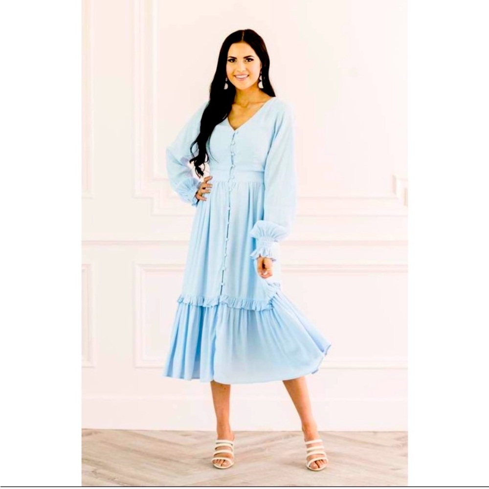 Rachel Parcell *RARE* “Hydrangea Blue Button Down Ruffled Midi Dress” S EUC